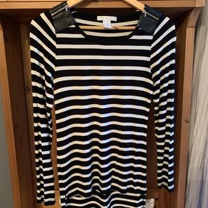 Women’s Black & White Striped Top Size Small